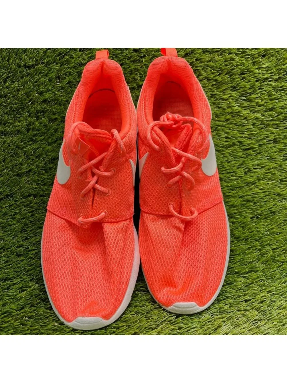 Nike Roshe One Womens Size 11 Orange Athletic Running Walking Shoes Sneakers